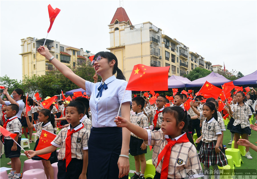 童心向党礼赞百年 南湖小学海茵校区校园文化艺术节庆"六一" (6/8)