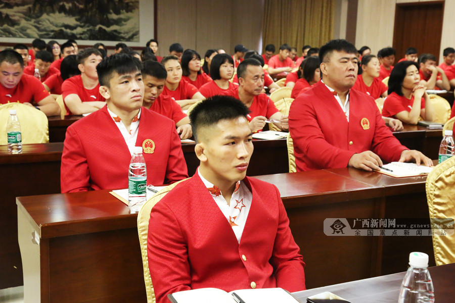 广西4人随队出征!国家摔跤队誓师剑指东京奥运会