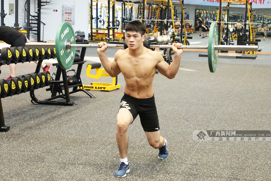 广西4人随队出征!国家摔跤队誓师剑指东京奥运会