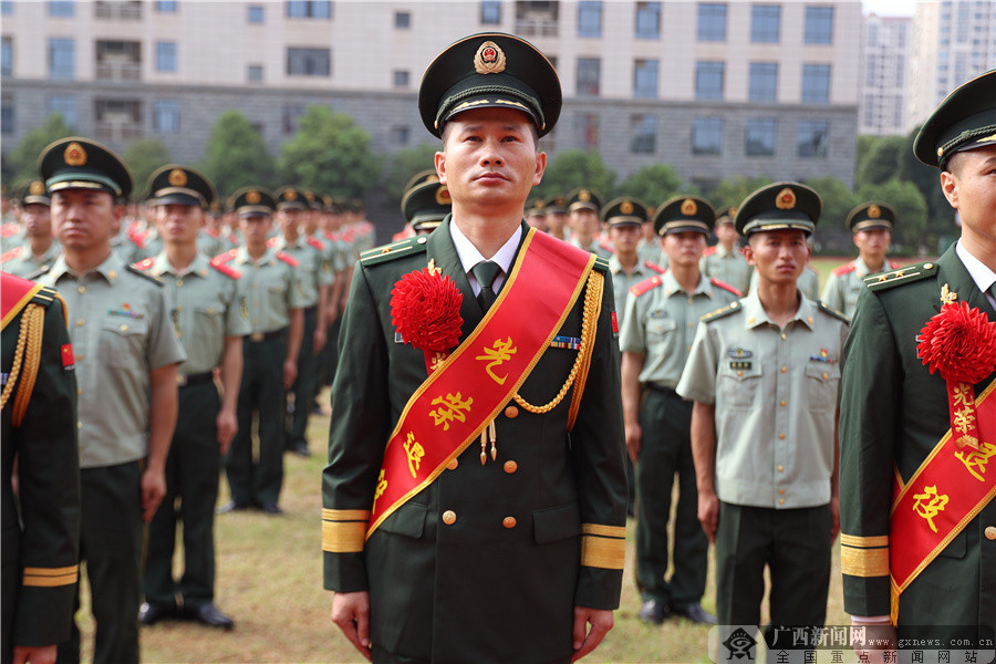 广西南宁武警部队图片