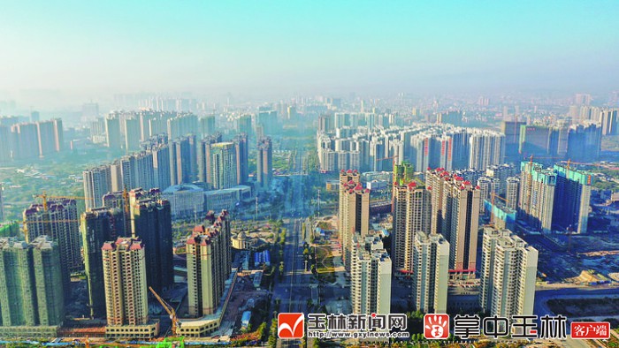 正在崛起的玉东新区是玉林城市翻天覆地变化的一个缩影,是玉林发展