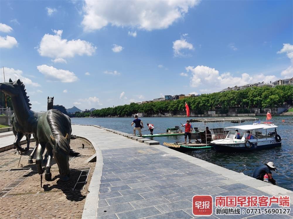 解放桥六匹马码头巡防船只巡逻.