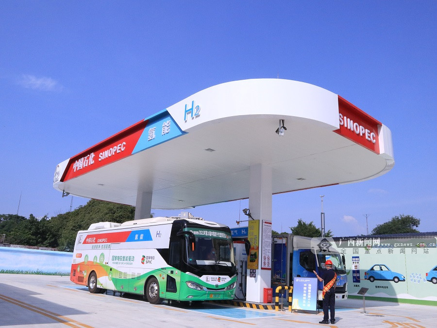 国内首座多功能综合加能站广西南宁投营