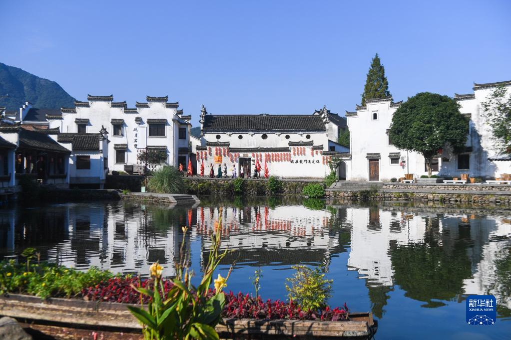 杭州市富阳区龙门古镇开启2021"富春山居·味道山乡"之龙门庙会的序幕