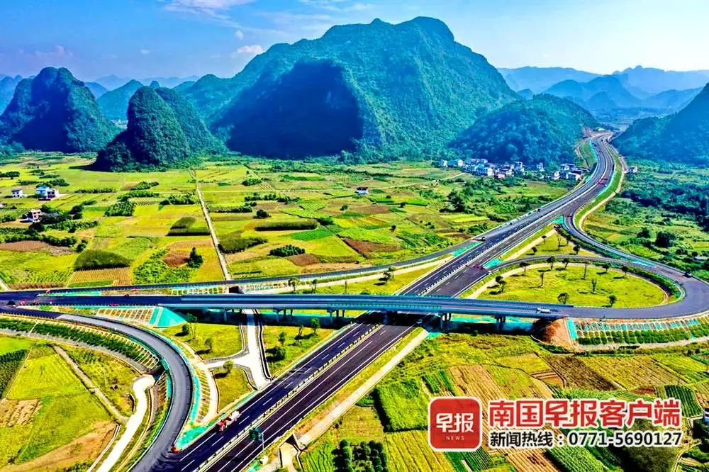 广西又一高速公路通车全程仅需15个小时