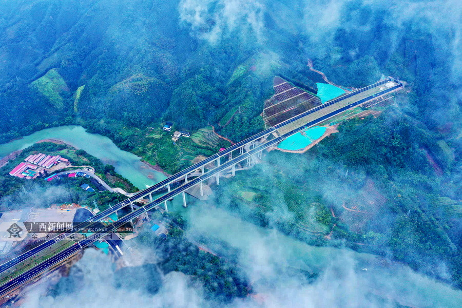 桂林至柳城高速公路西河大桥|手机广西网