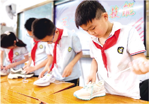 桂林榕湖小学琴潭分校开展劳动技能比赛