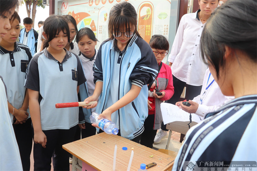 点亮科技梦想共创精彩未来南宁市青秀区南阳中学举行首届科技节1016