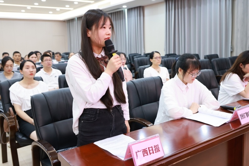 中央党校建校90周年_市委新闻中心是干什么的_新闻工作者使命担当