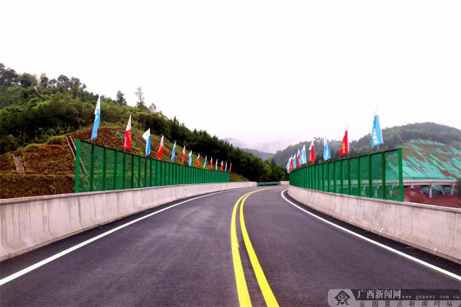 广西路建集团崇爱高速s215改路建成通车-广西新闻网